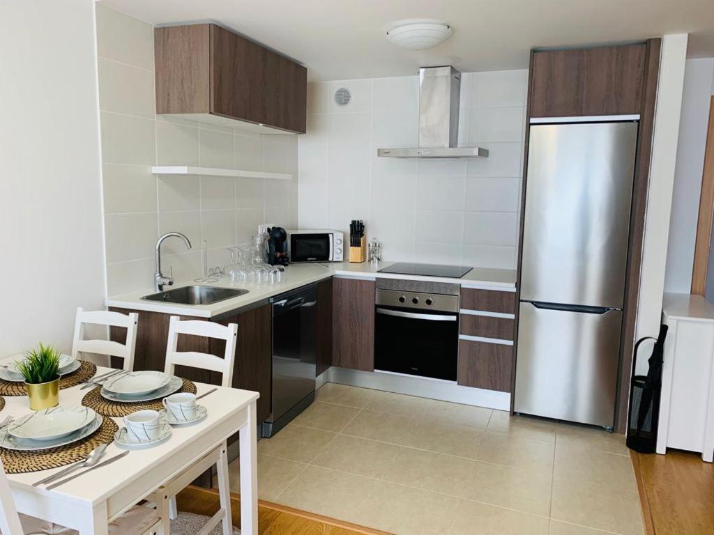 Apartamentos Lamarosa -Playa Urbana Burela Extérieur photo